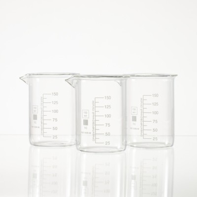 Набор лабораторных стаканов (тип Н, низкий с делениями и носиком, термостойкий) ТС 150 мл, 3 штуки, 2725