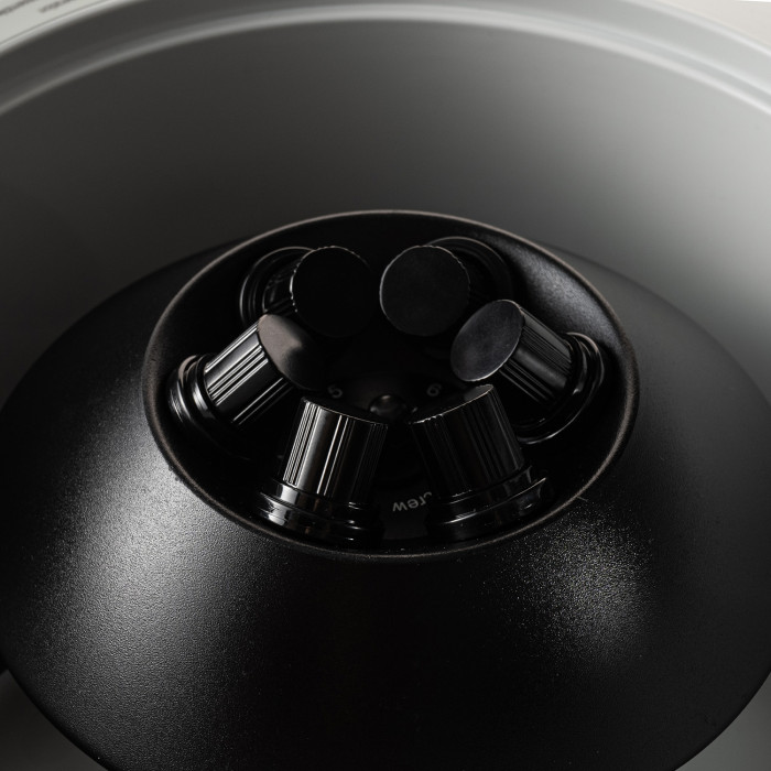 Центрифуга для пробирок 15 мл х 6 шт, 500-5000 об/мин, ускорение 3074 xg, мощность 40 W, цифровое управление, Лаборио LC-6S