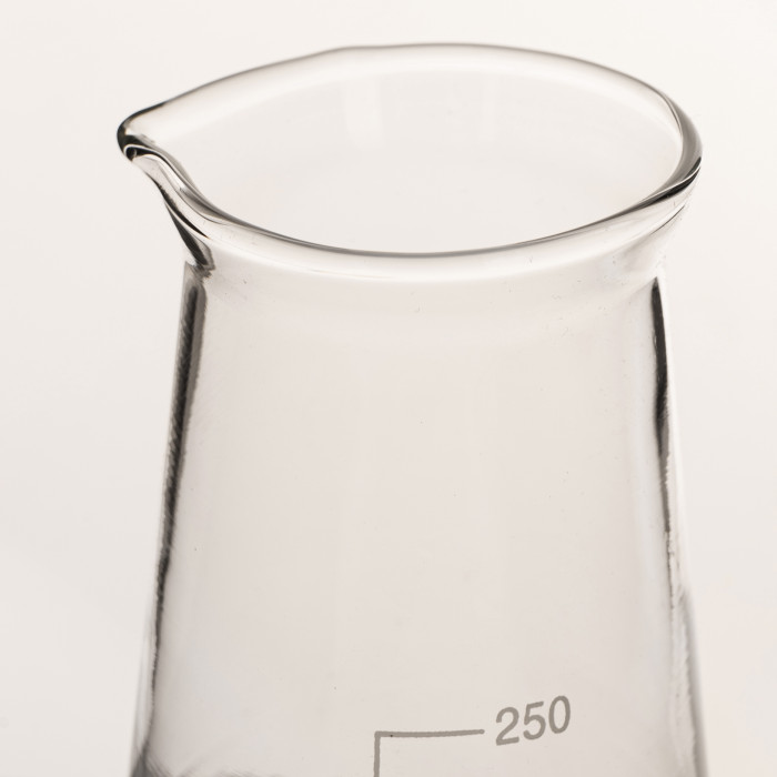 Стакан конический 250 мл (с делениями и носиком, термостойкий)