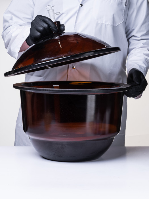 Эксикатор вакуумный с краном 1-350 мм, темное стекло