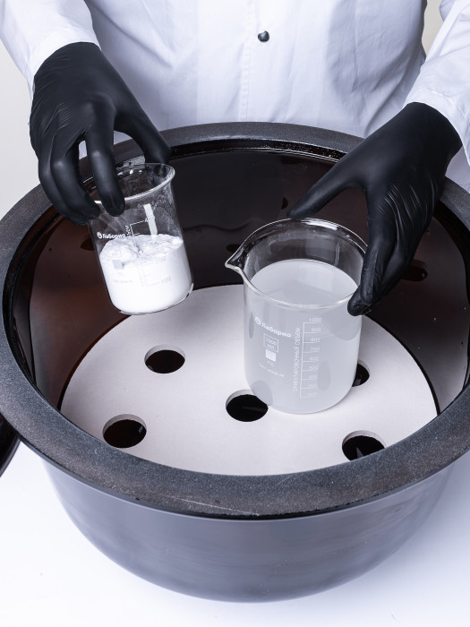 Эксикатор вакуумный с краном 1-400 мм, темное стекло