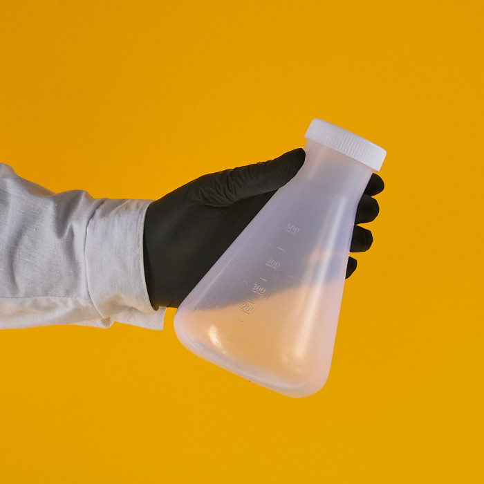 Колба коническая 500 мл, п/п, с крышкой, Лаборио