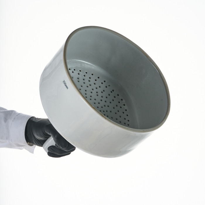 Воронка Бюхнера фарфоровая б/н 6000 мл (диаметр 250 мм)