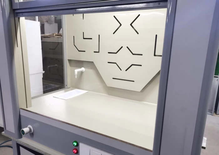 Шкаф вытяжной химически стойкий серии Прагматик ПР.ШВХд.153.75.215 HPL16