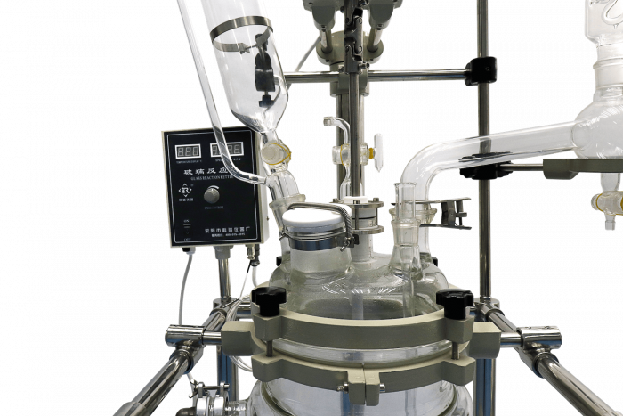 Стеклянный реактор на 50 л, с рубашкой, стекло Boro 3.3