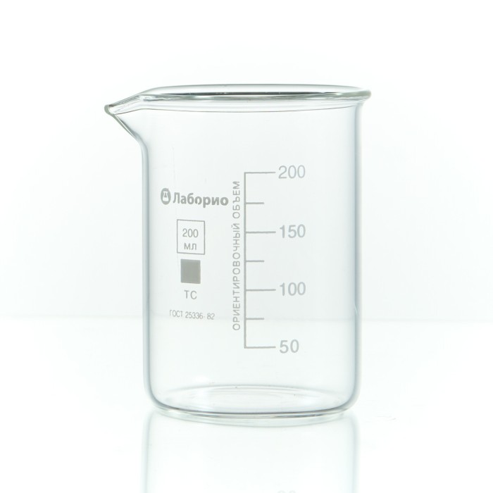 Набор лабораторных стаканов (тип Н, низкий с делениями и носиком, термостойкий) ТС 4000, 1000, 400, 200 мл