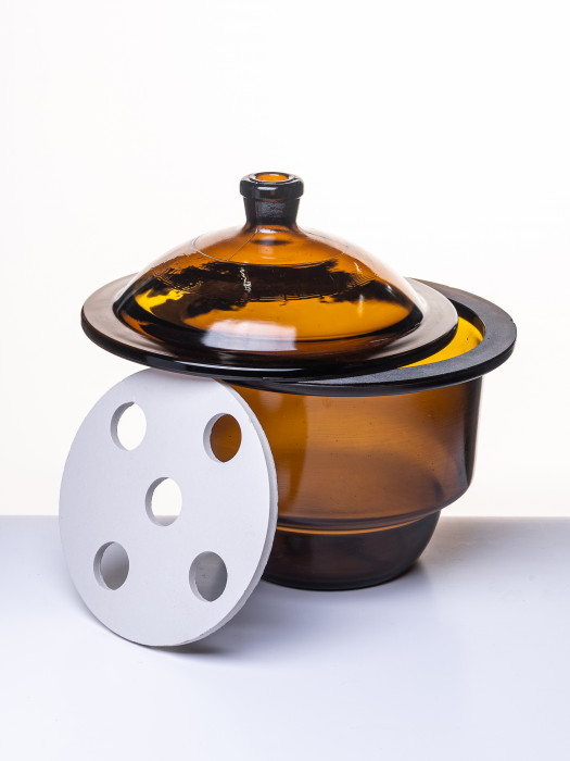 Эксикатор без крана 2-210 мм, темное стекло