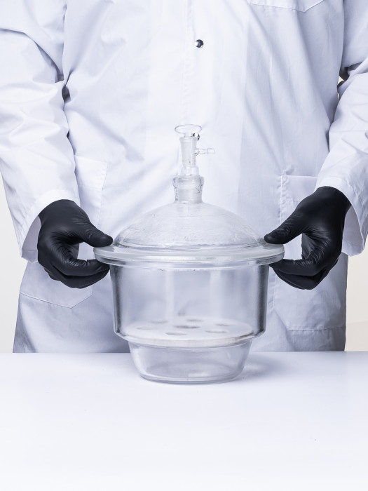 Эксикатор вакуумный с краном 1-180 мм, светлое стекло