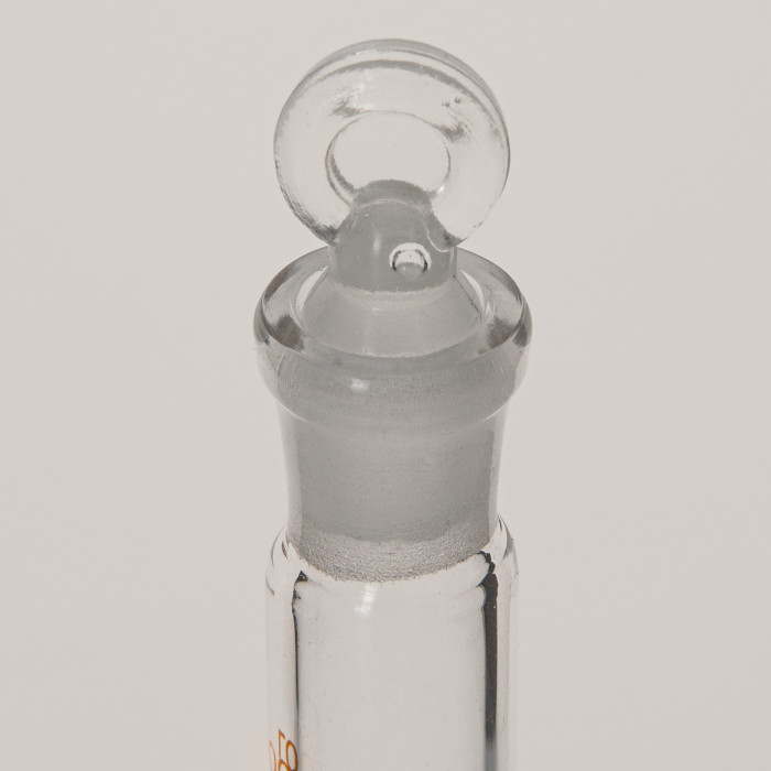 Цилиндр 10 мл (мерный: исполнение 2 - с пришлифованной пробкой, на стеклянном основании), 2-10-2