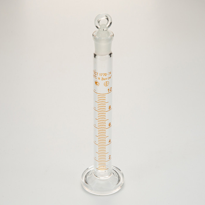 Цилиндр 10 мл (мерный: исполнение 2 - с пришлифованной пробкой, на стеклянном основании), 2-10-2