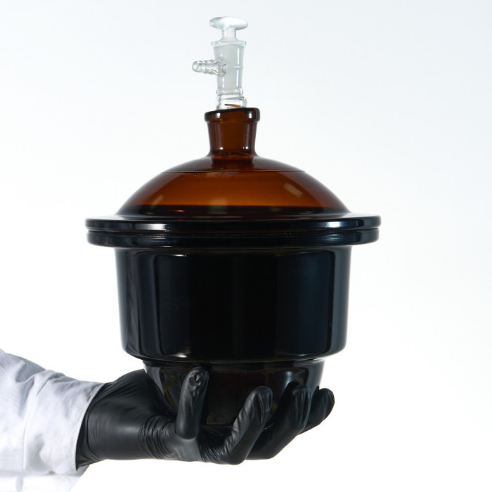 Эксикатор вакуумный с краном 1-180 мм, темное стекло