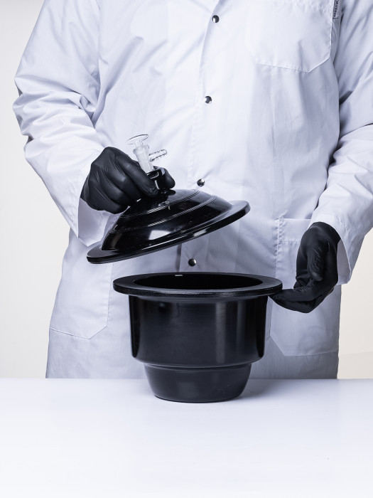 Эксикатор вакуумный с краном 1-150 мм, темное стекло