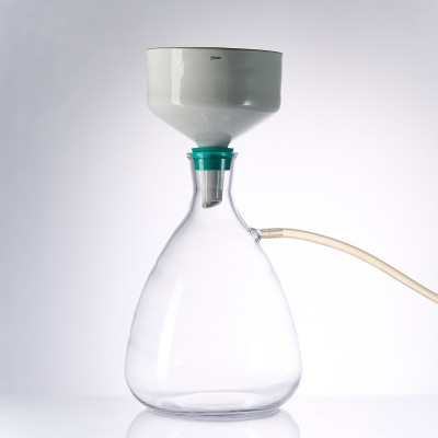 Набор для вакуумного фильтрования на 20000 мл (Бунзена 20000 мл, Бюхнера 250 мм, фильтровальная бумага 52 х 60 см, трубка 2 метра 12 мм)