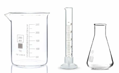 Набор лабораторной посуды: стакан Н-1-250, цилиндр 1-100-2, колба П-2-250-34