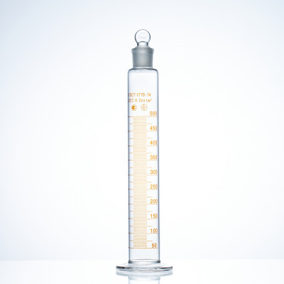 Цилиндр 500 мл (мерный: исполнение 2 - с пришлифованной пробкой, на стеклянном основании), 2-500-2